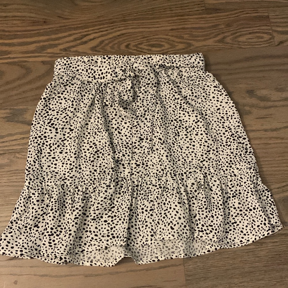 SHEIN Poka dot skirt